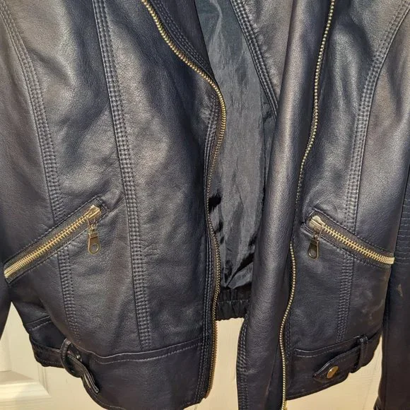 Navy jacket - Picture 3 of 3